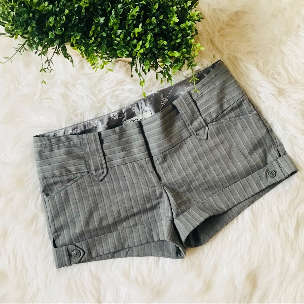GUESS Gray Stripes Shorts